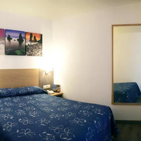 Acapulco Hotel 4*