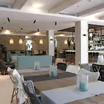 Acapulco Hotel 4*