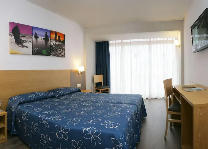 Отель Acapulco 4*